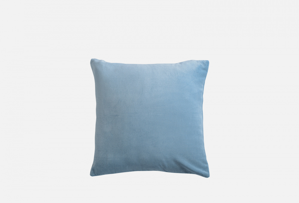 Подушка декоративная светло-синего цвета, 45х45 см TKANO