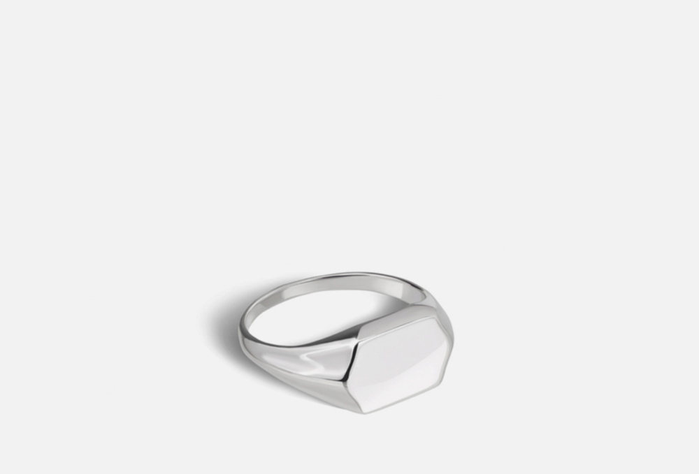 Кольцо-Печатка серебряное DAFNA