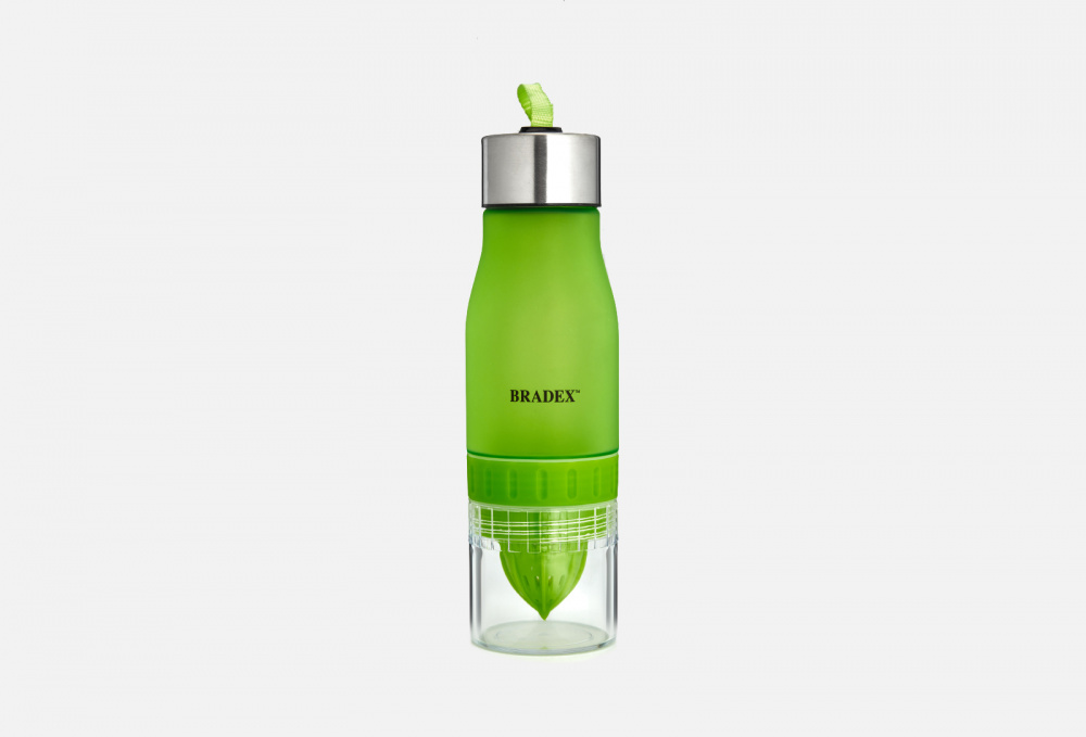 Бутылка для воды с соковыжималкой 0,6 л, салатовая BRADEX COSMETICS