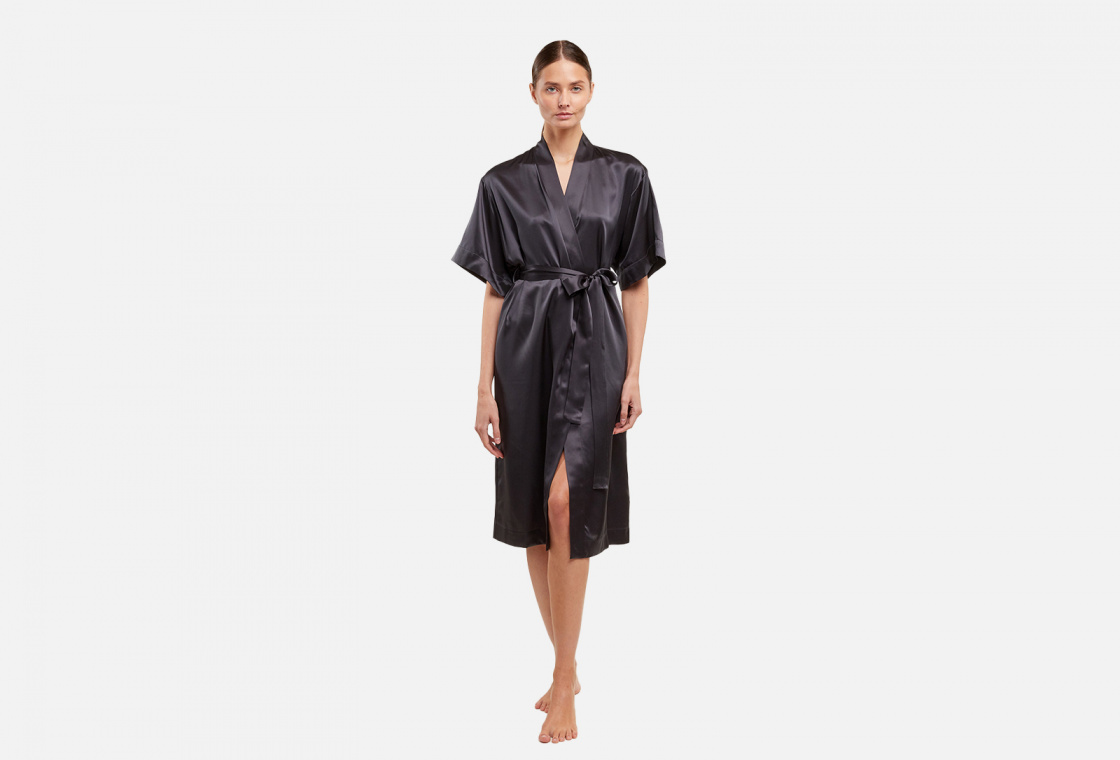 Шелковый халат-кимоно AYRIS SILK глубокий чёрный
