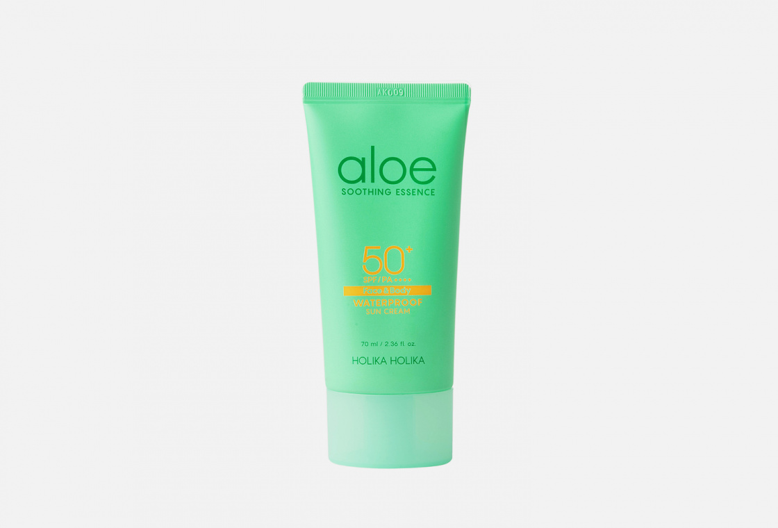 Солнцезащитный крем с алоэ Holika Holika Aloe Waterproof Sun Cream SPF 50+ PA ++++